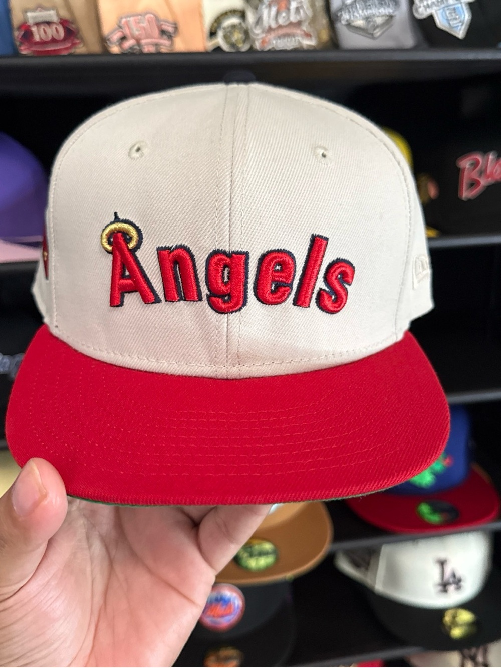 New Era Los Angeles Angels 59FIFTY Fitted Hat Size 7 5/8 Cream Red MLB